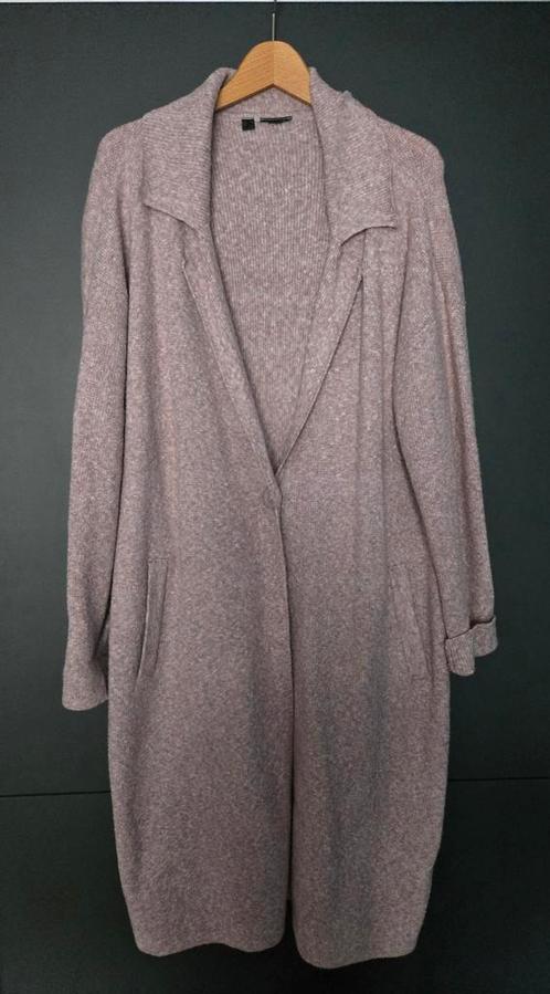 Lang gebreid vest roze, Kleding | Dames, Truien en Vesten, Roze, Ophalen of Verzenden