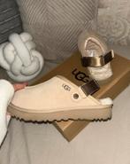 Ugg Goldenstar Clog Beige Maat 37 - Zo goed als nieuw!, Kleding | Dames, Schoenen, Ophalen of Verzenden, Zo goed als nieuw, Beige