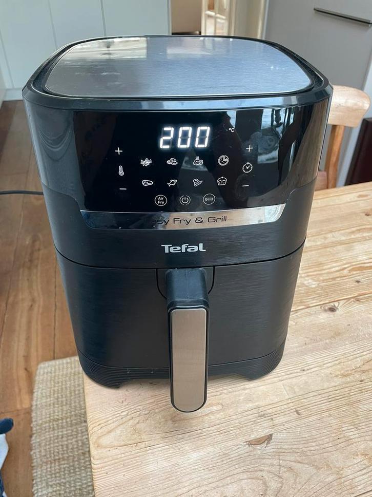 Tefal airfryer & grill, Witgoed en Apparatuur, Airfryers, Zo goed als nieuw, Airfryer XL, 1000 t/m 1499 gram, Ophalen of Verzenden