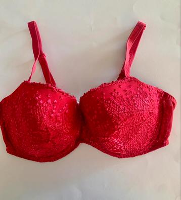 Prima donna twist 85D voorgevormd fuchsia kant beschikbaar voor biedingen