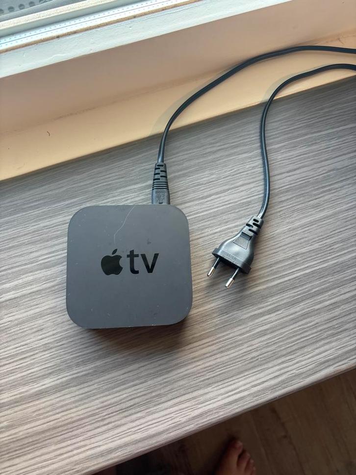Apple TV kastje met afstandsbediening - 2e generatie, Audio, Tv en Foto, Mediaspelers, Gebruikt, 500 tot 1500 GB, HDMI, Ophalen