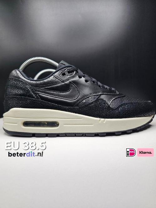 Nike Air Max 1 'Stingray Pack'
Maat: 38.5, Kleding | Dames, Schoenen, Zo goed als nieuw, Sneakers of Gympen, Zwart, Ophalen of Verzenden
