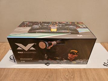 Verstappen Editie 96 winnaar Hongarije 2022 rb18 1:18 beschikbaar voor biedingen