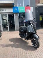 Nieuwstaat! Vespa sprint FULL OPTION 2021 e5 1154 km, Fietsen en Brommers, Brommers | Tuning en Styling, Ophalen of Verzenden