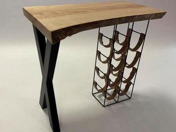 Unieke Wijn bijzettafel/salontafel beschikbaar voor biedingen