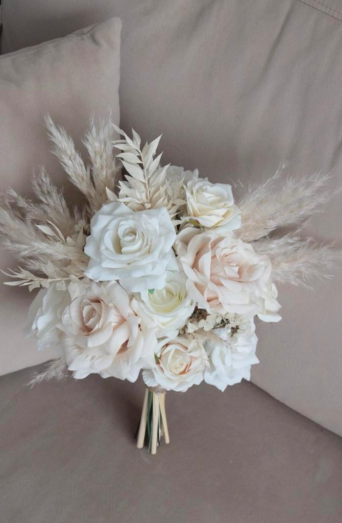 Mooie bruidsboeket ivoor, Kleding | Dames, Trouwkleding en Trouwaccessoires, Zo goed als nieuw, Accessoires, Ophalen of Verzenden