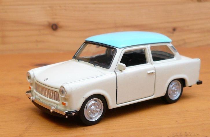 Trabant 601 crème / turquoise dak. 1/38 Welly., Hobby en Vrije tijd, Modelauto's | 1:43, Nieuw, Auto, Overige merken, Ophalen of Verzenden