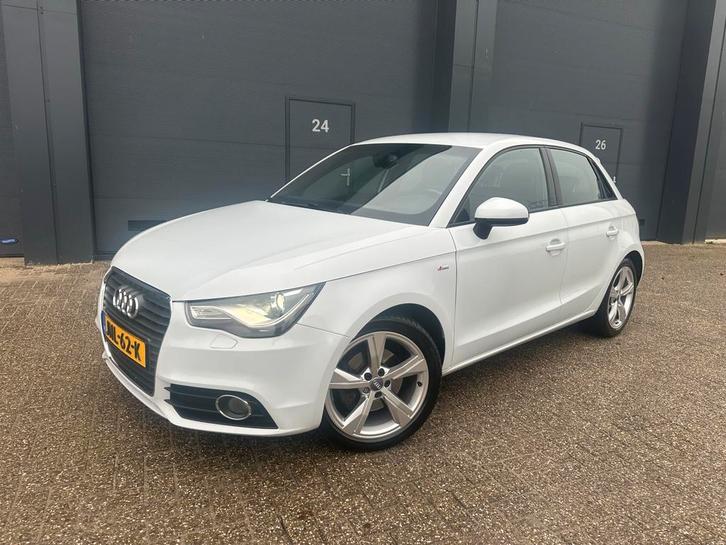Audi A1 1.4 Tfsi 122PK 3xSline Automaat 2012, Auto's, Audi, Bedrijf, A1, Adaptieve lichten, Airbags, Airconditioning, Alarm, Android Auto