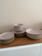 IKEA Servies Roze/Beige - 24 Delig, Ophalen, Gebruikt, Effen, Aardewerk