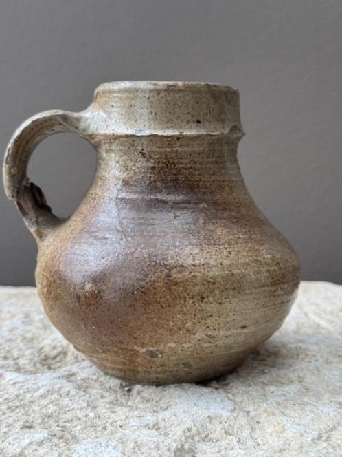 Kruikje uit Raeren, 16e eeuw, Antiek en Kunst, Antiek | Keramiek en Aardewerk, Ophalen of Verzenden