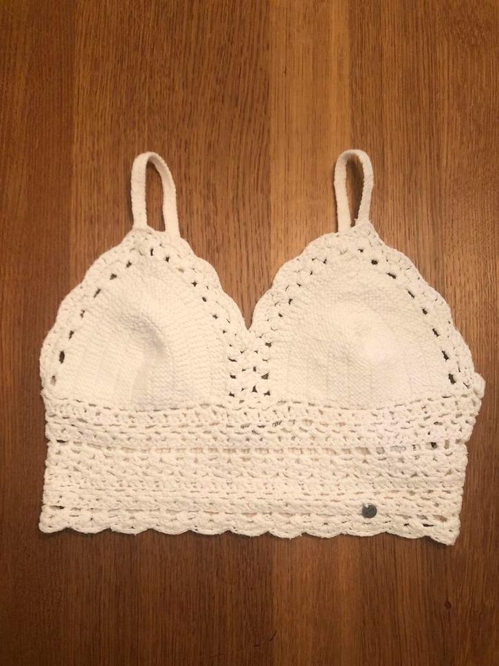 Boho top bralette knit Abercrombie XS creme als NIEUW, Kleding | Dames, Tops, Zo goed als nieuw, Maat 34 (XS) of kleiner, Wit