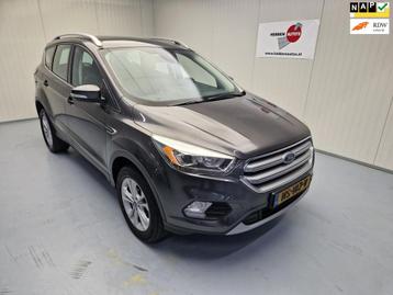 Ford Kuga 1.5 Titanium Automaat Navi Cruise Control Alu Trek beschikbaar voor biedingen