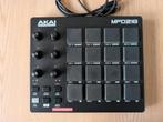 Akai MPD218 MIDI Pad Controller - Like New - Original Box, Muziek en Instrumenten, Midi-apparatuur, Ophalen of Verzenden, Zo goed als nieuw