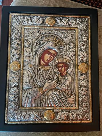 Handgemaakte Byzantijnse iconen met vergulde details beschikbaar voor biedingen