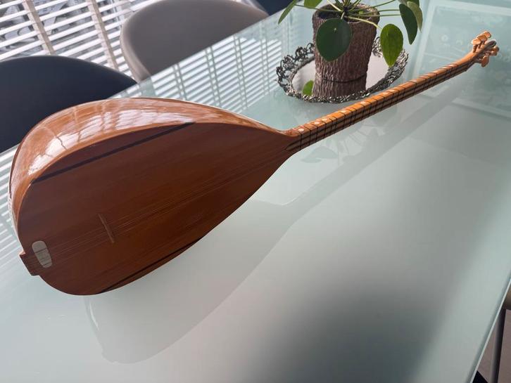 Prachtige Saz te koop, Muziek en Instrumenten, Snaarinstrumenten | Overige, Zo goed als nieuw, Luit, Saz of Bouzouki, Ophalen of Verzenden