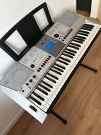 Yamaha PSR E423 keyboard, Muziek en Instrumenten, Keyboards, Ophalen of Verzenden, Zo goed als nieuw, 61 toetsen, Yamaha
