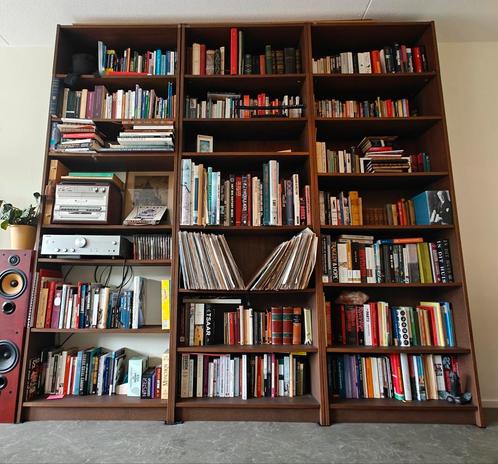 Billy boekenkast bruinhout (3x H237xB80xD28) (IKEA), Huis en Inrichting, Kasten | Boekenkasten, Gebruikt, 50 tot 100 cm, 200 cm of meer