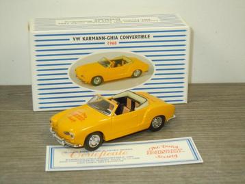 VW Karmann Ghia Convertible - Dinky DY Code 2 - 1:43 beschikbaar voor biedingen