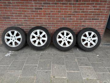 banden en velgen mercedes beschikbaar voor biedingen