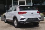 Volkswagen T-Roc 1.0 Style TSI 115pk | Navigatie | Adaptive, Stof, Gebruikt, Met garantie (alle), USB