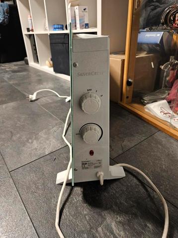 Bijna niet gebruikte elektrische witte glas kachel heater beschikbaar voor biedingen