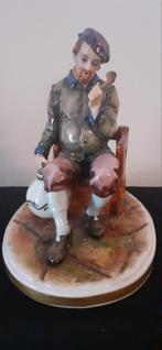 Volkstedt Porselein Beeldje - Man met Pijp, Ophalen of Verzenden