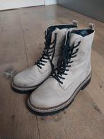 Leuke beige boots 38, Beige, Overige typen, Ophalen of Verzenden, Zo goed als nieuw