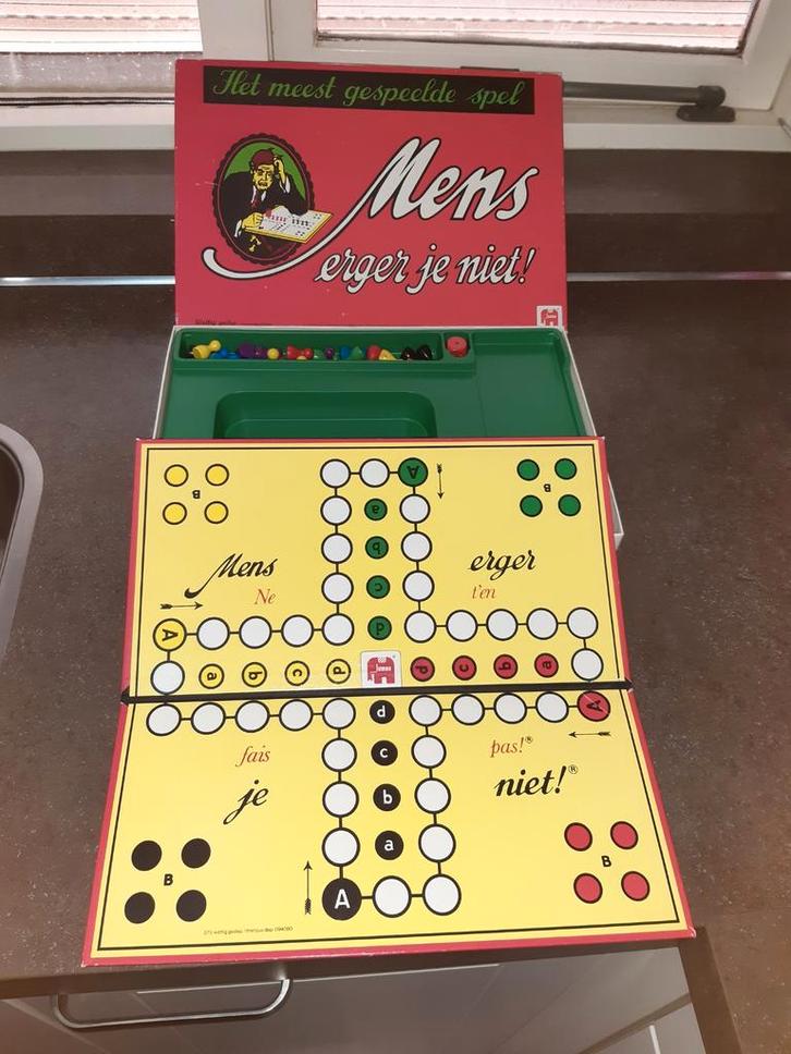 Mens erger je niet XXL 1979 Jumbo uitmuntende staat, Hobby en Vrije tijd, Gezelschapsspellen | Bordspellen, Zo goed als nieuw