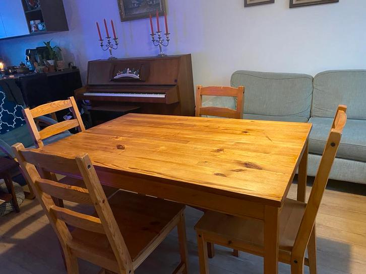 Houten eettafel met stoelen, Huis en Inrichting, Tafels | Eettafels, Gebruikt, 50 tot 100 cm, 100 tot 150 cm, Vier personen, Rechthoekig