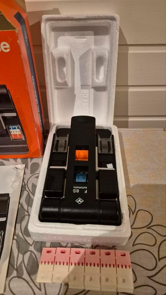 AGFA F8S Automatic – Super 8 Film Splicer –Compleet in Doos, Audio, Tv en Foto, Fotocamera's Analoog, Compact, Overige Merken