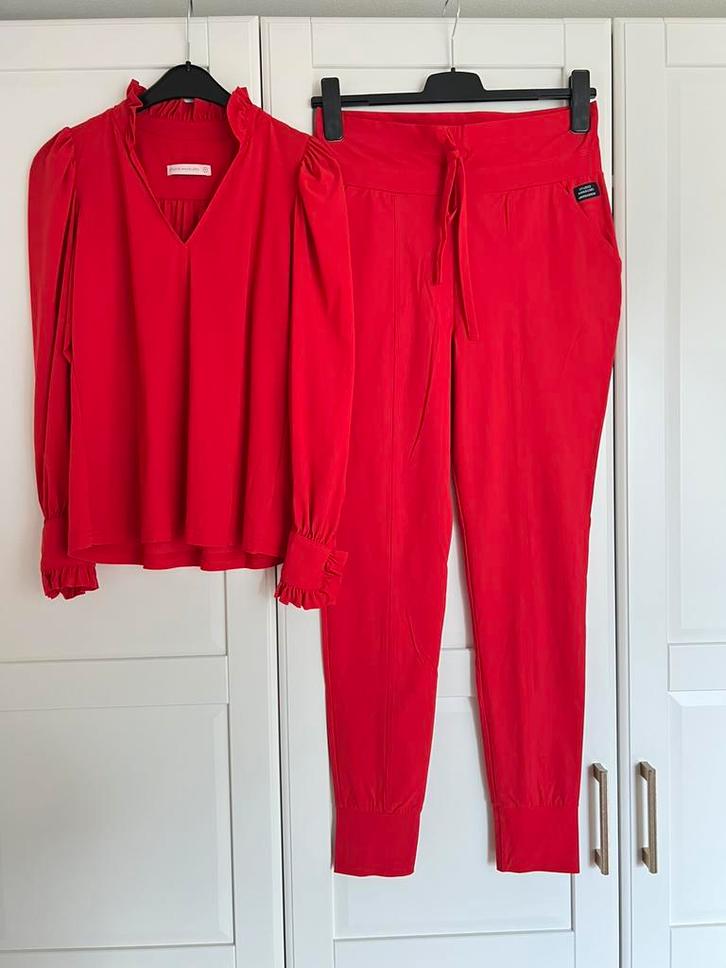 Studio anneloes set M rosella blouse & franka broek rood, Kleding | Dames, Broeken en Pantalons, Zo goed als nieuw, Maat 38/40 (M)