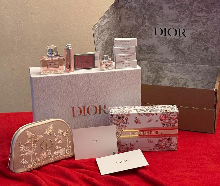 Miss Dior parfum/giftset+veel GRATIS extra’s/limited, Sieraden, Tassen en Uiterlijk, Uiterlijk | Parfum, Nieuw, Ophalen of Verzenden