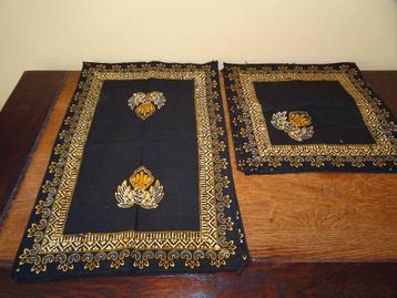 5 Batik servetten en 4 bijpassende placemats beschikbaar voor biedingen