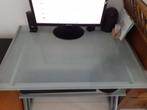 Gratis af te halen computermeubel  bureau metaal en matglas, Ophalen, Gebruikt, 70 tot 120 cm, Glas