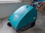 Tennant S8 Veegmachine - Nieuwe Accu en met ingebouwde 220v, Ophalen of Verzenden, Tennant, Info@tennantco.com, 701 North Lilac Drive, Minneapolis, MN 55422, USA