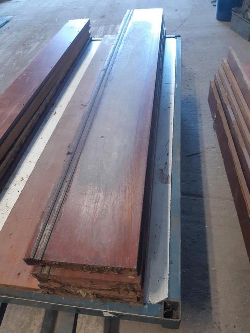 Partij gebruikte Merbau traptreden en stootborden, Doe-het-zelf en Verbouw, Ladders en Trappen, Gebruikt, 2 tot 4 meter, Ophalen