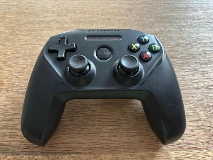 Steelseries Nimbus Controller (voor Apple TV), Computers en Software, Joysticks, Zo goed als nieuw, Ophalen of Verzenden