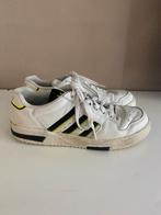 Adidas tennisschoenen maat 43, Kleding | Heren, Schoenen, Ophalen of Verzenden, Gedragen, Wit, Sportschoenen
