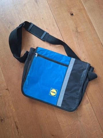 Schoudertas van LIDL beschikbaar voor biedingen