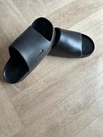 Nike slippers maat 40, Kleding | Dames, Ophalen of Verzenden, Zo goed als nieuw