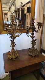 2 antieke grote massief bronzen putty kandelaren, Ophalen