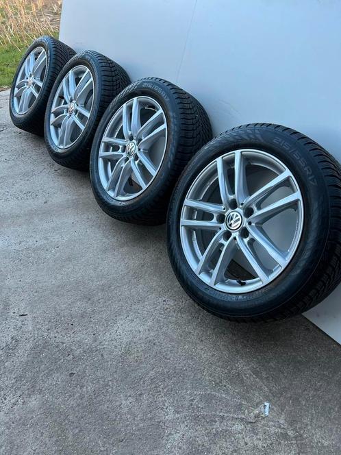Volkswagen golf velgen 17 inch met winterbanden, Auto-onderdelen, Banden en Velgen, Ophalen of Verzenden