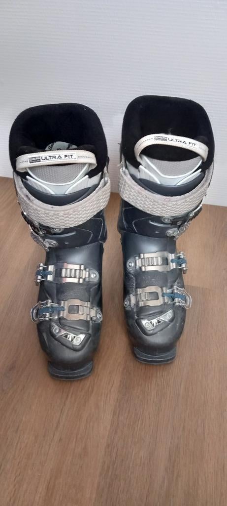 Tecnica Ski Schoenen - Dames Maat 25.5, Gebruikt, Schoenen, Skiën, Ophalen