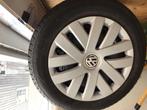 Auto velgen met winterbanden 185/60r15 polo 2010, Auto-onderdelen, Banden en Velgen, Ophalen, Gebruikt, 15 inch, Velg(en)