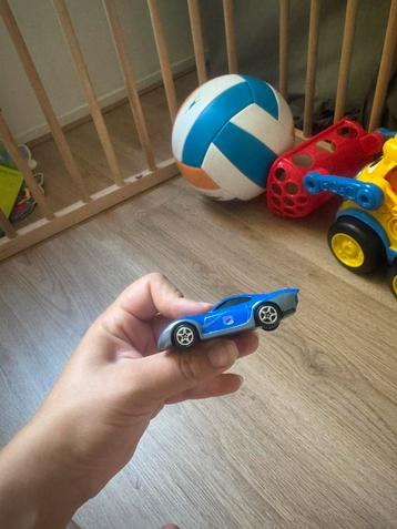 Diverse baby speelgoed beschikbaar voor biedingen