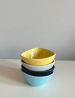 Pinda Schaaltjes Set van 4 - Vintage Design Kleurrijk D, Ophalen of Verzenden