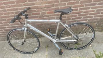 Wielrennersfiets beschikbaar voor biedingen