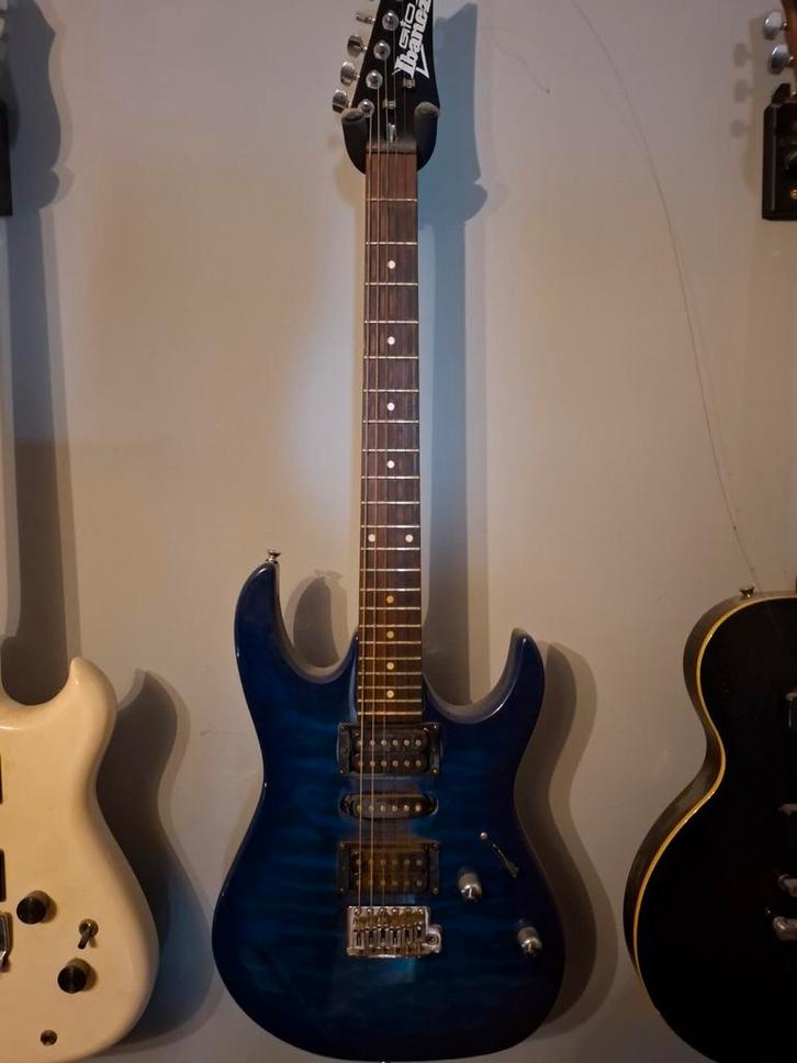 Ibanez GIO Elektrische Gitaar - Blauw, Muziek en Instrumenten, Snaarinstrumenten | Gitaren | Elektrisch, Gebruikt, Solid body