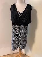 Dames jurk maat L voor 10 euro, Kleding | Dames, Ophalen of Verzenden, Zo goed als nieuw, Zwart, Onder de knie