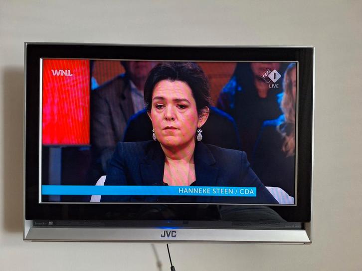 JVC LCD TV HD met afstandsbediening, Audio, Tv en Foto, Televisies, Zo goed als nieuw, LCD, Minder dan 40 cm, Full HD (1080p)